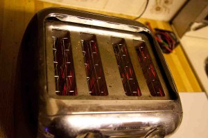 Toasty the Happy Quad-Slice Toaster Rides Again
